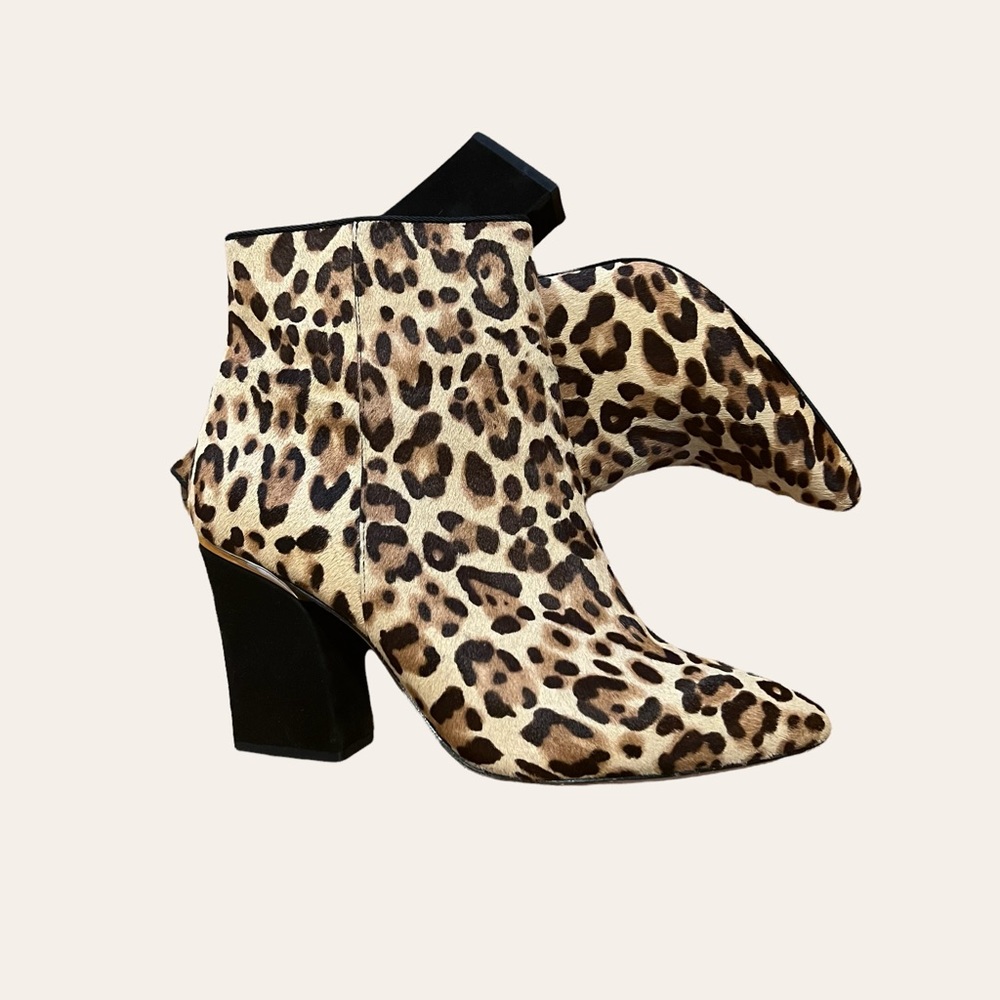 Antonio Melani Cheetah Print Heels